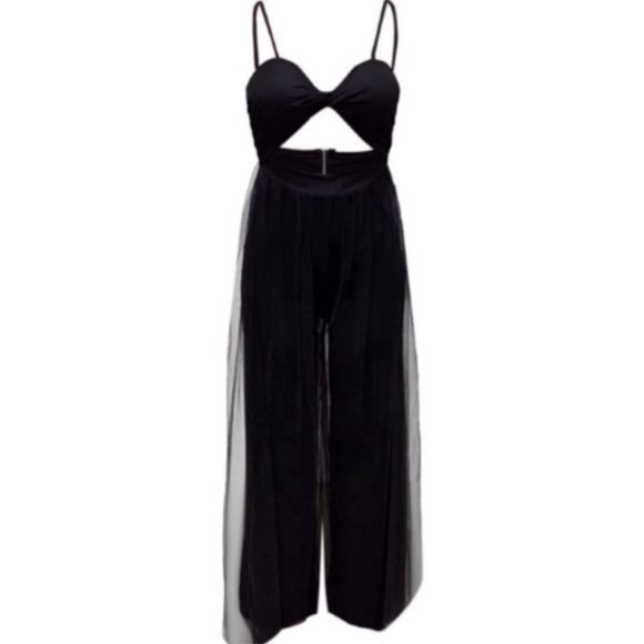 Elegant Black Wide Leg Jumpsuit - Picture 3 of 8